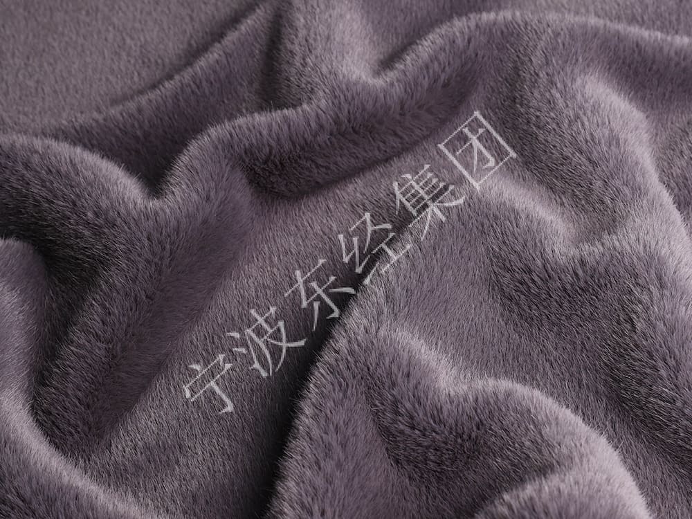XKD0087-褐红灰南美貂